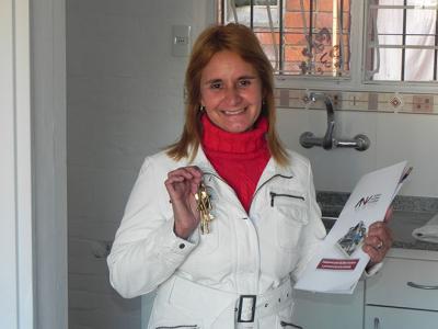 Adjudicataria de una de las viviendas del CH 84