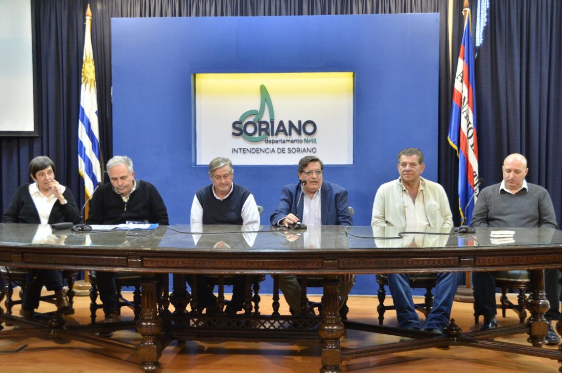 Autoridades de Soriano y ANV