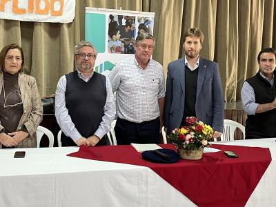 Autoridades de la ANV y de la Intendencia de Soriano
