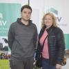 Pareja adjudicataria de vivienda